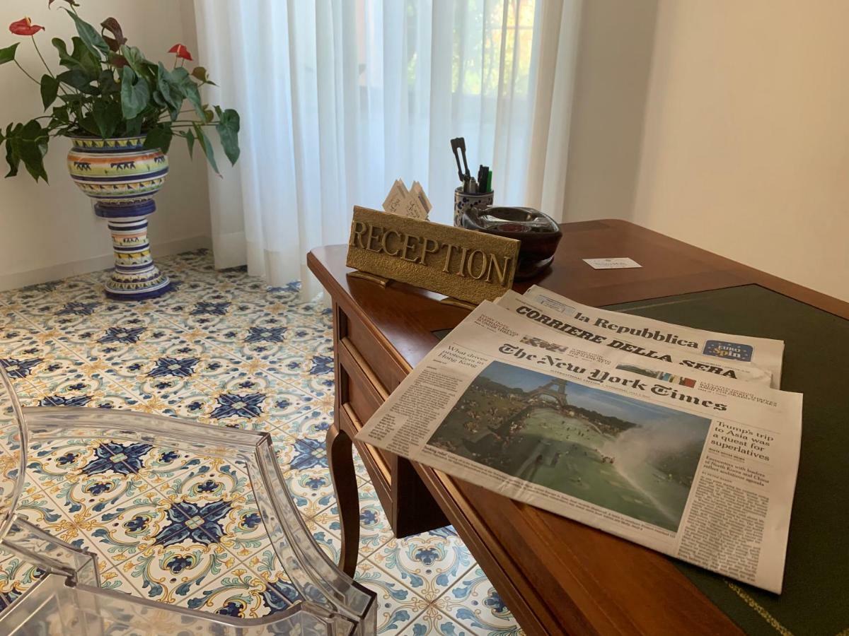 מלון מרינה די קמרוטה La Casa Di Paolo Casa Di Charme מראה חיצוני תמונה